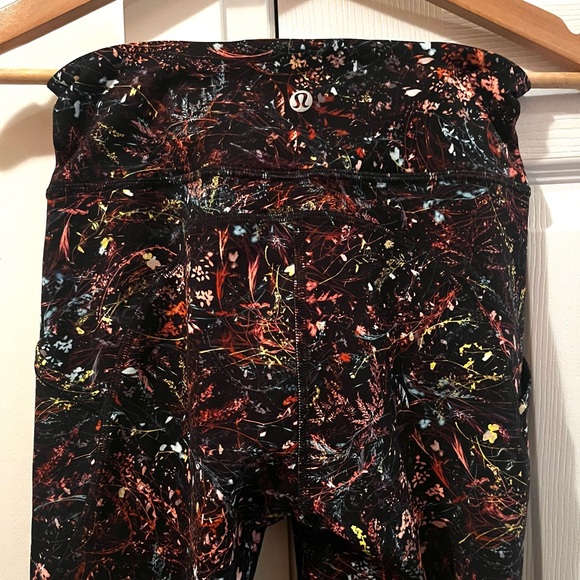 NWOT Lululemon Womens Multicolor High Rise Tight Motion  Invigorate Leggings 4 - Picture 8 of 9